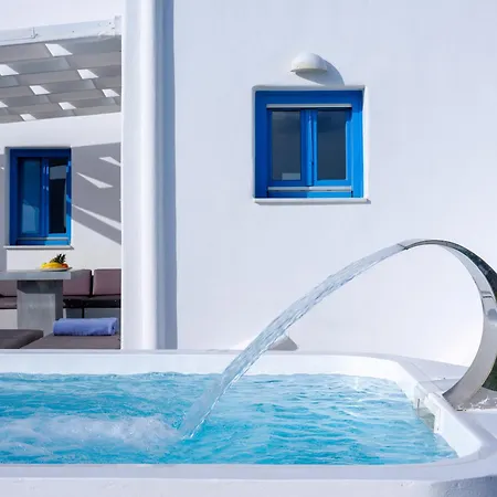 Mybozer Twin Heated Private Pools Year * Foinikiá