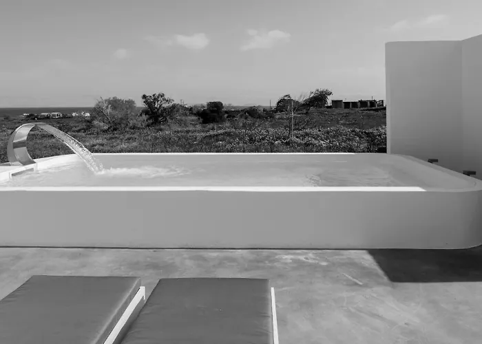 Mybozer Twin Heated Private Pools Year Villa Foinikiá